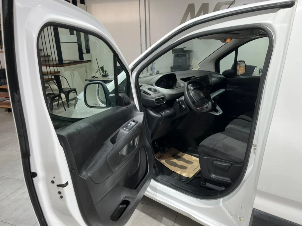 imagen 0 de vehiculo con id 2200